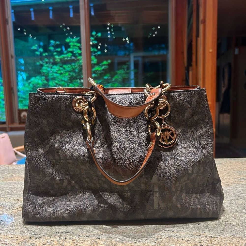 Michael Kors Chain Tote Bag